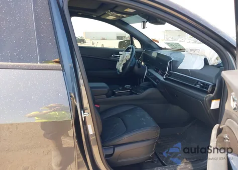 2024 Kia Sportage Plug-In Hybrid X-Line from USA, damaged, VIN KNDPYDDH9R7141605